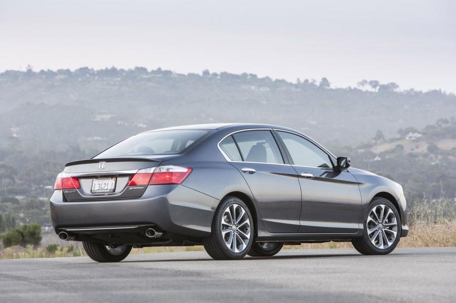  Honda Accord Sport Sedan 2013 года  (фото 52 из 147)